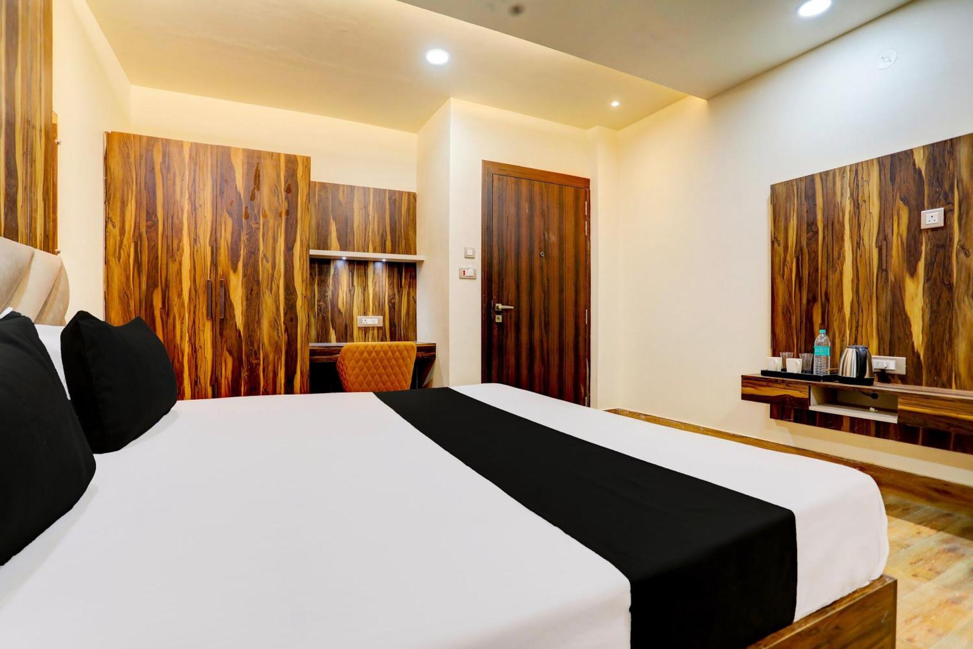 Hotel O Krishna Greens Kanpur Exterior photo